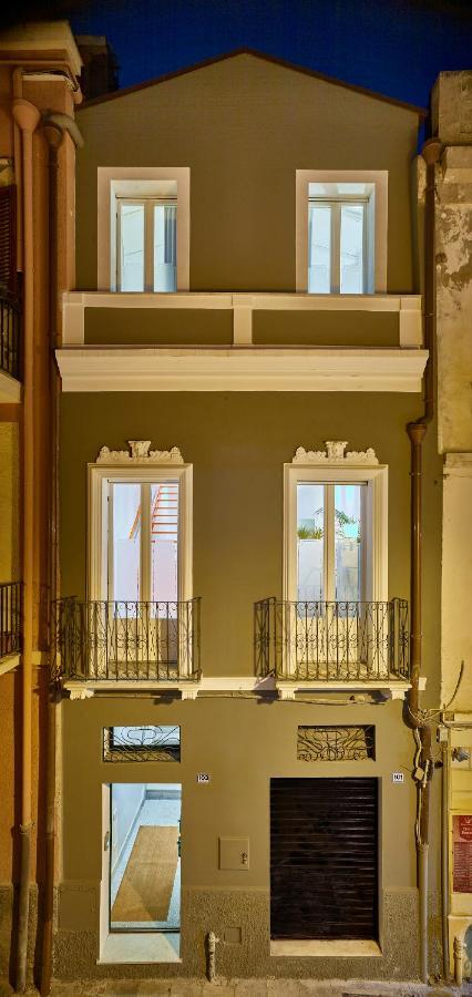 Right House - Indipendent In Characteristic Marina District Apartment Cagliari Luaran gambar