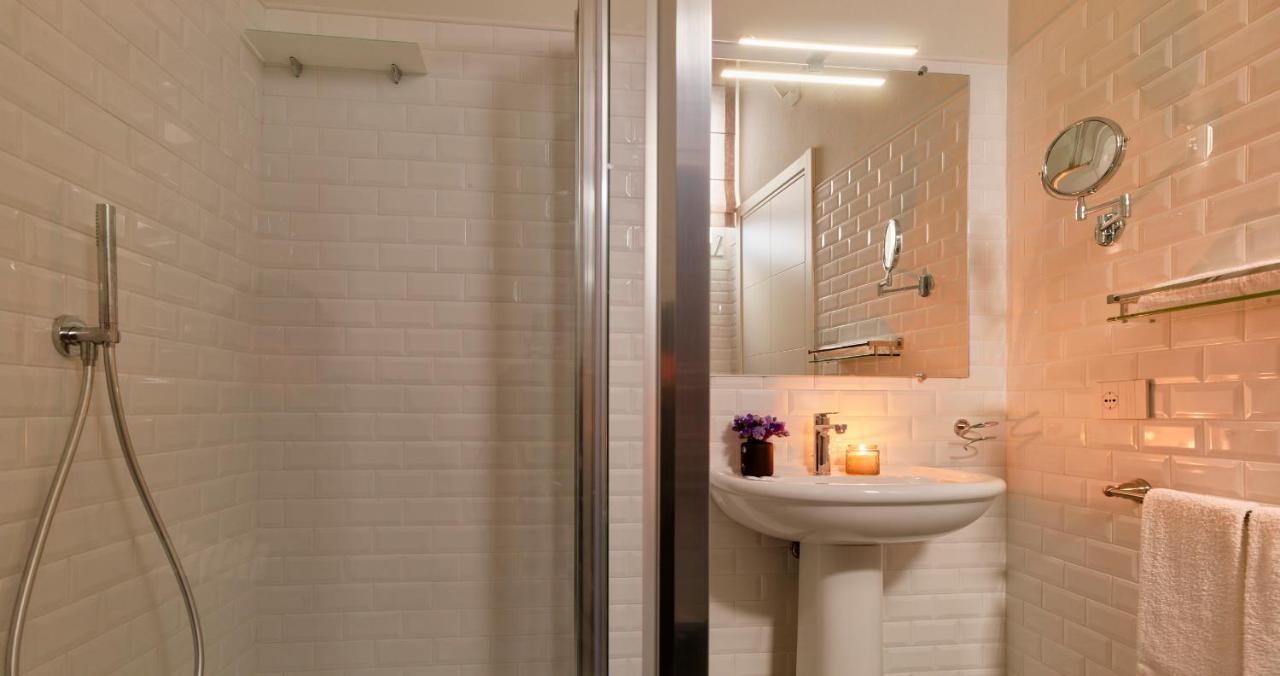 Right House - Indipendent In Characteristic Marina District Apartment Cagliari Luaran gambar