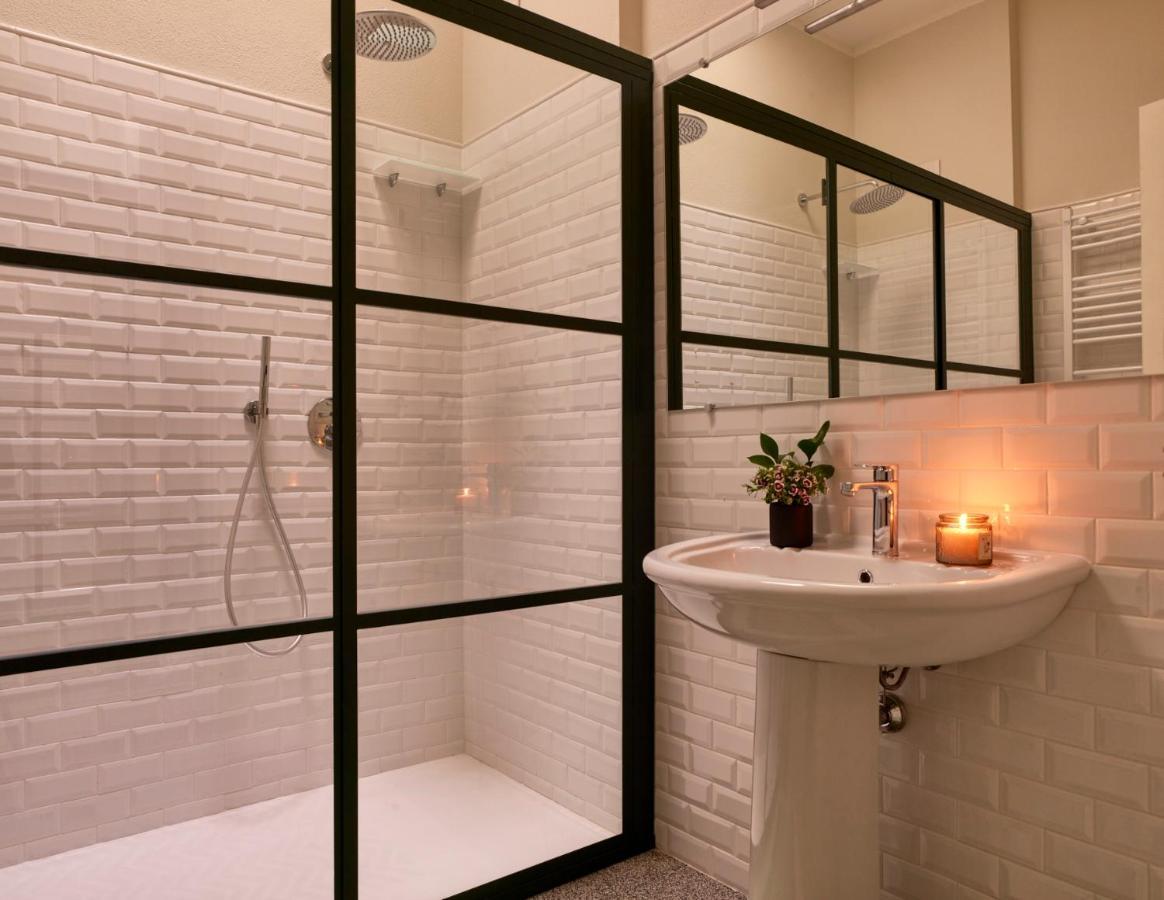 Right House - Indipendent In Characteristic Marina District Apartment Cagliari Luaran gambar