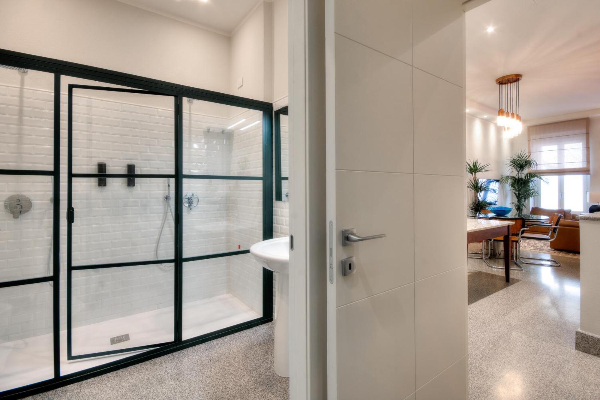 Right House - Indipendent In Characteristic Marina District Apartment Cagliari Luaran gambar